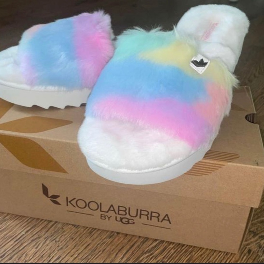 NIB Koolaburra by UGG Women’s Size 9 Fuzz-ah Slipper Pastel Abstract Lug Sole